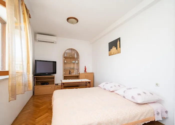 דירה With Parking Space Povljana, Pag - 21327 פובליאנה