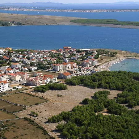 With A Parking Space Povljana, Pag - 21327 Apartmán *