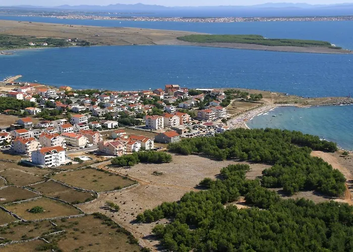 With Parking Space Povljana, Pag - 21327 Апартаменты *