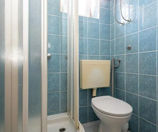 Апартаменты With Parking Space Povljana, Pag - 21327 *